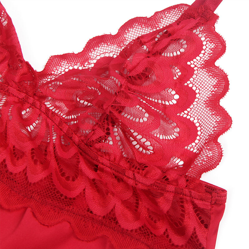 BABYDOLL DE CETIM COM RENDA VERMELHA