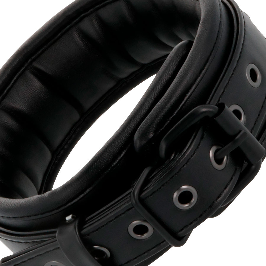 COLAR PRETO COM CORRENTE