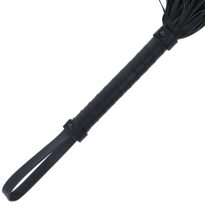 CHICOTE BONDAGE PRETO 42CM COURO